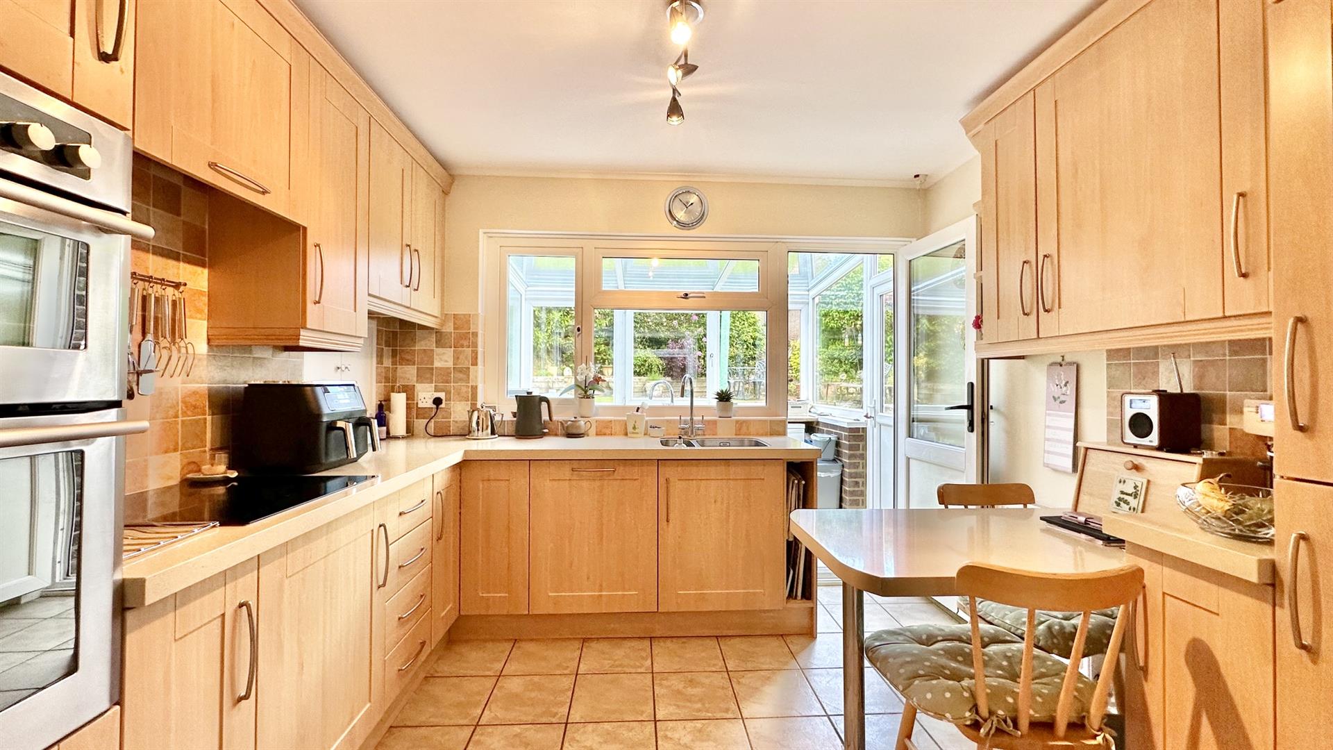 3 bed property in Langham Road, Hastings